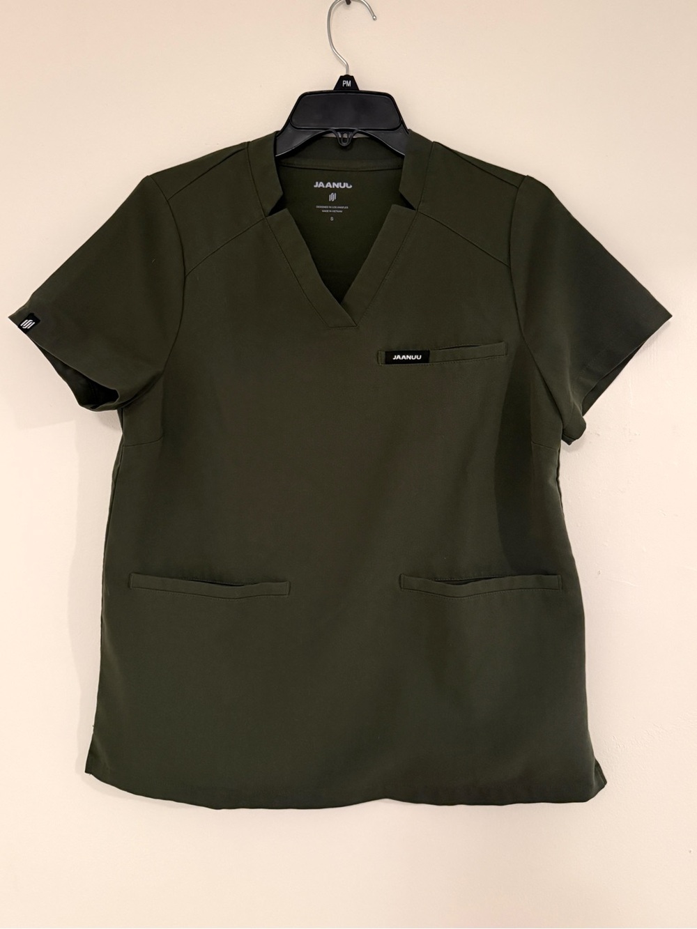 Jaanuu Women’s Scrub Set Olive